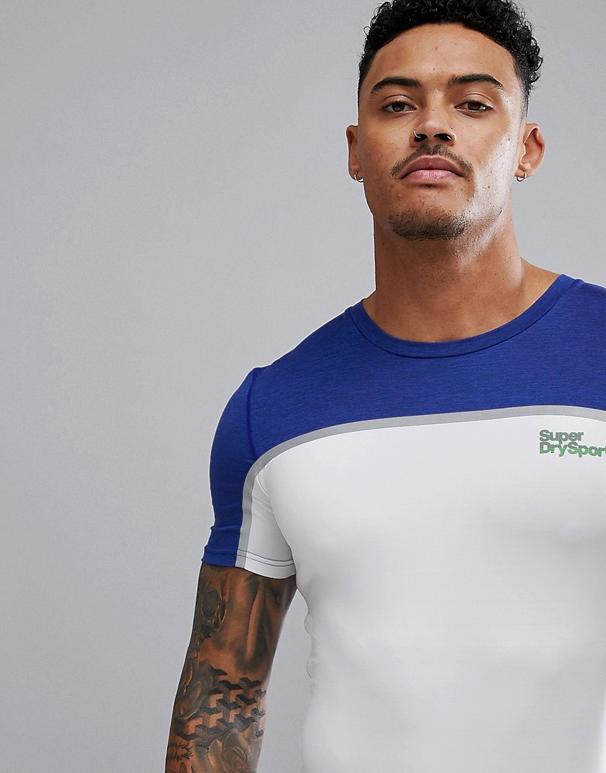Superdry - T-shirt sportiva a blocchi di colore-Blu