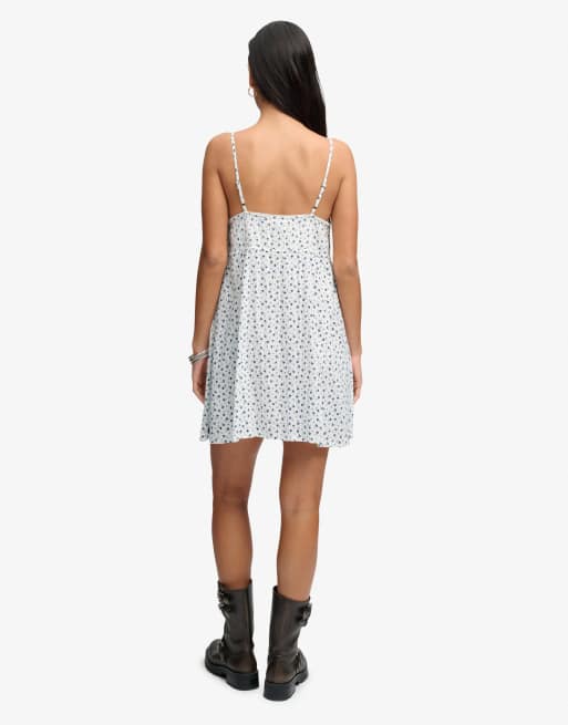 Superdry Textured woven cami dress in off white ditsy floral, 2 of 6