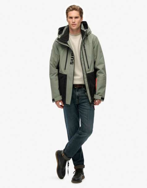 Superdry – Ultimate Freestyle – Skijacke in Freestyle Green - view 1