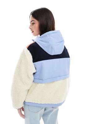 Veste Polaire Femme Superdry - Coupe Ajustée, Fermeture éclair Intégrale, Sherpa Extérieur, Doublure Douce - 9