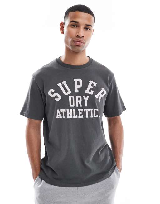 Superdry Vintage – Athletic Essential – T-Shirt in Anthrazit mit Print