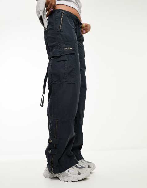 Superdry – Vintage-Cargohose in Marineblau mit elastischem Bund - view 1