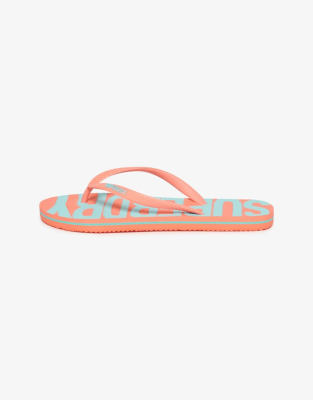  Vintage flip flops in coral