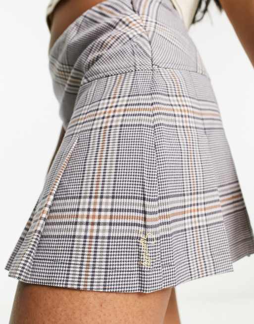 Superdry vintage half pleat check skirt in grey