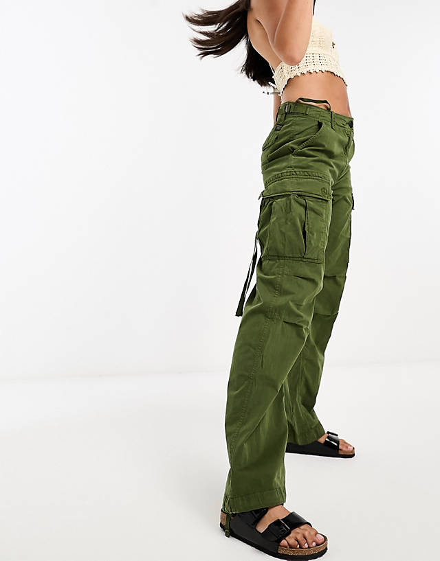 Superdry - vintage low rise cargo trousers in moss green
