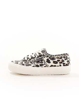 SUPERGA★2750 LIGHT LEOPARD PRINT★レオパード柄 Superga 2750 light leopard print trainer in beige | ASOS