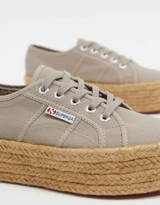 Superga esparto 2025