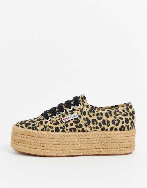 Superga hot sale leo print