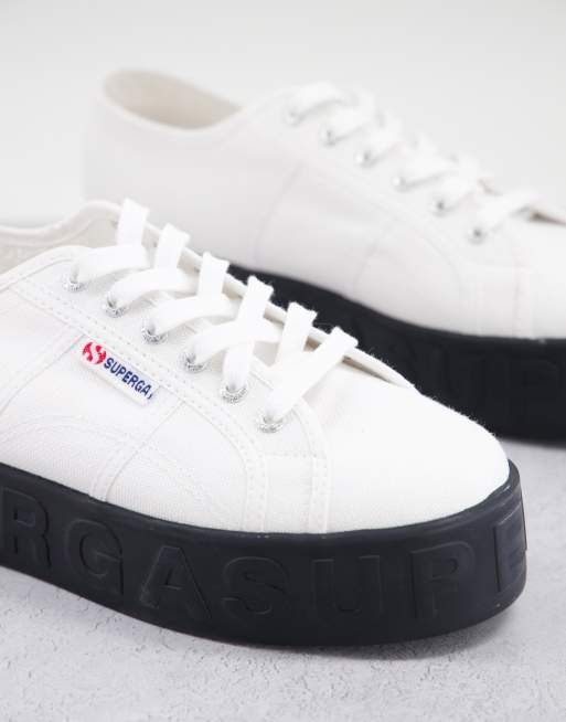 Superga bianche clearance basse