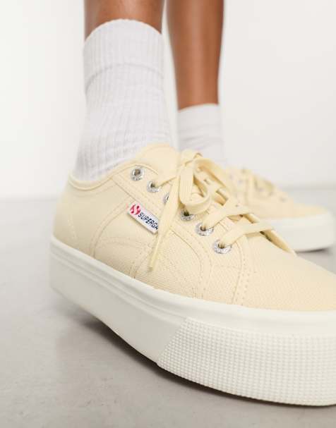 Superga nere suola on sale alta