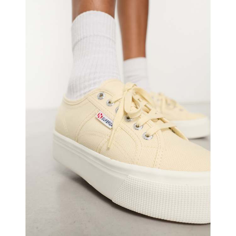 Superga 2024 bianche rialzate