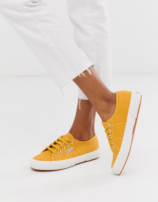 Superga Cotu Classic 2750 Sneakers di tela gialle ASOS