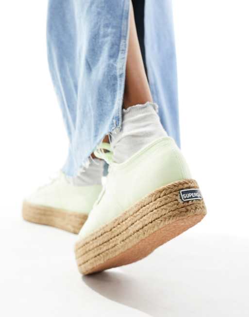 Superga – Sneaker in Limettengrün, 3 von 5