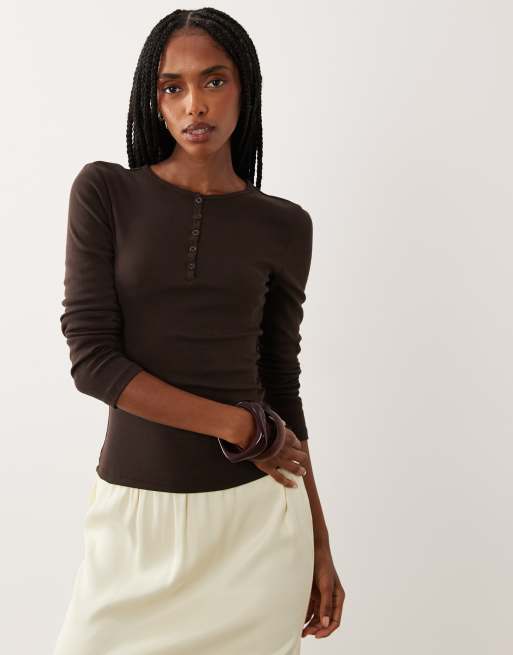 Supre alexis henley long sleeve in brown, 3 of 4