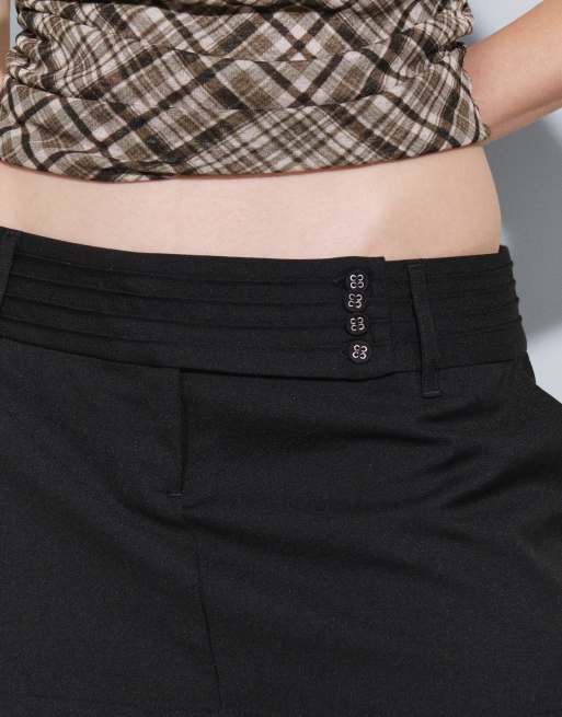 Supré – Beau – Czarna elegancka spódnica mini, 4 z 5