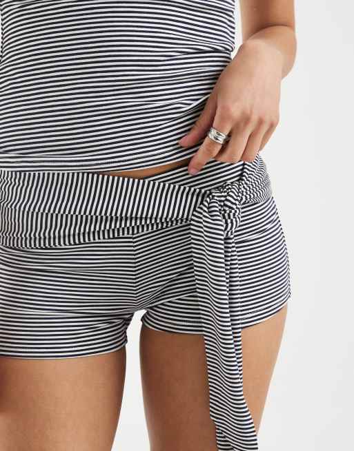 Supre Co-ord Soft Tanisha tie front booty short in renata stripe navy cream, 4 of 5