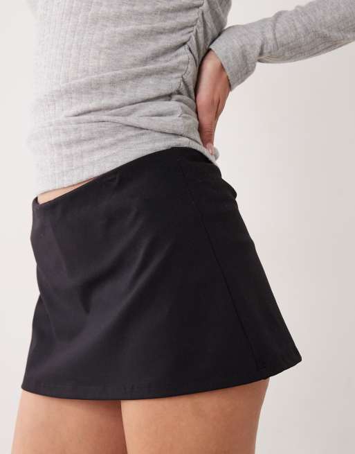 Supré – Czarne trapezowe spódnicospodnie mini, 4 z 5