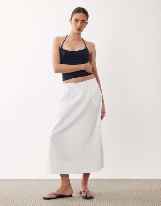 Supré – Dylan – Marinblått, stilrent linne med halterneck, 2 av 4