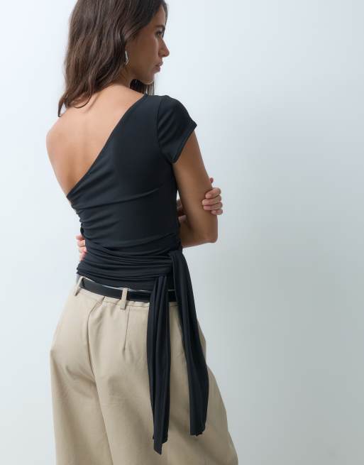 Supré lyra asymmetic top in black, 4 of 4