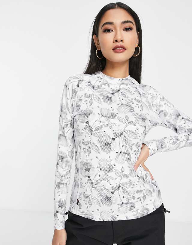 Surfanic Cozy crewneck base layer carbondri floral dot print top in white