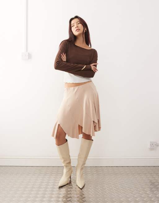 Susmies Sophie crop overlay long sleeve top in brown, 3 of 4
