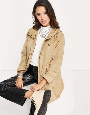Парки  Asos Светло-бежевая куртка с кнопками Fred Perry-Светло-бежевый цвет