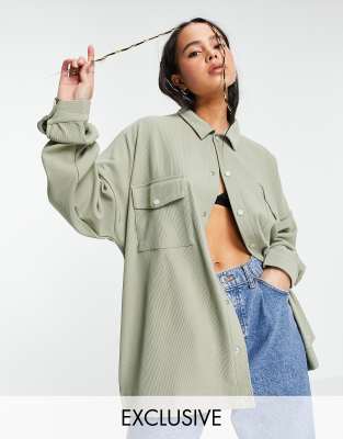 Светло-бежевая oversized-рубашка из плотного трикотажа в рубчик COLLUSION Unisex-Светло-бежевый