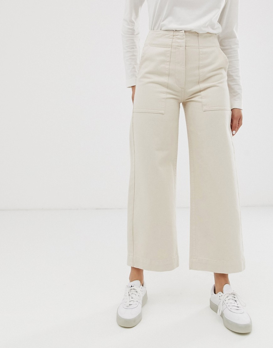 Светло-бежевые укороченные джинсы с широкими штанинами и контрастными строчками ASOS DESIGN-Кремовый