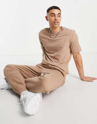 Светло-бежевый комплект из футболки и джоггеров River Island-Светло-бежевый цвет