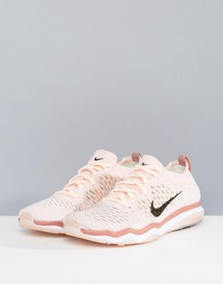 Светло-розовые кроссовки Nike Training 