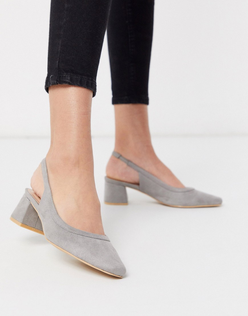 Светло-серые туфли на каблуке с ремешком на пятке Glamorous-Серый