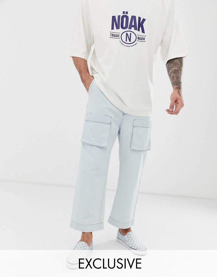 фото Светло-выбеленные джинсы с широкими штанинами и карманами карго noak-синий