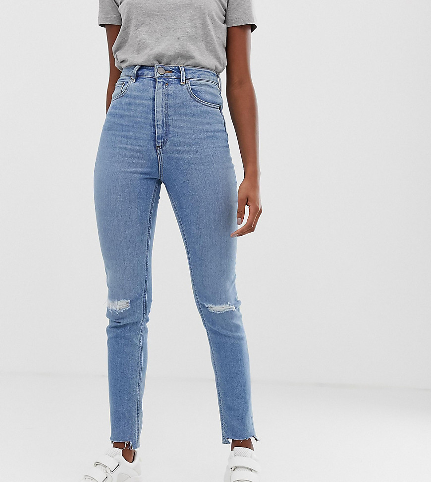 фото Светлые джинсы в винтажном стиле с завышенной талией и рваными коленями asos design tall farleigh-синий asos tall