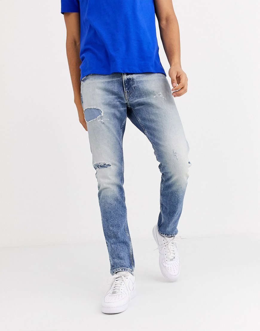 фото Светлые свободные джинсы с рваной отделкой tommy jeans 1988-синий
