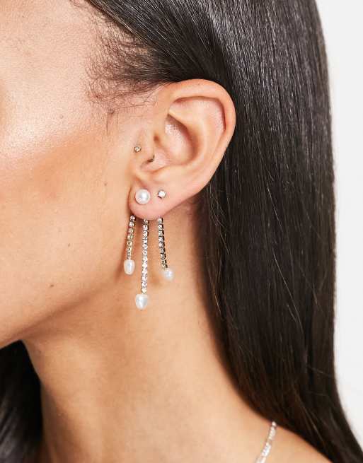 SVNX dangling pearl stud earings in gold