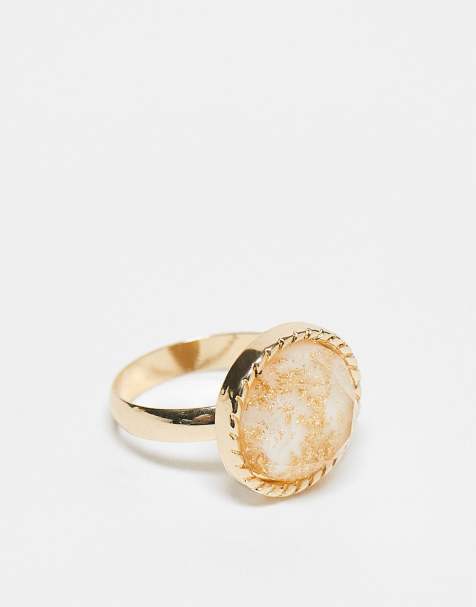SVNX - Dikke gouden ring met hars in het midden en gouden vlokdetails - view 1