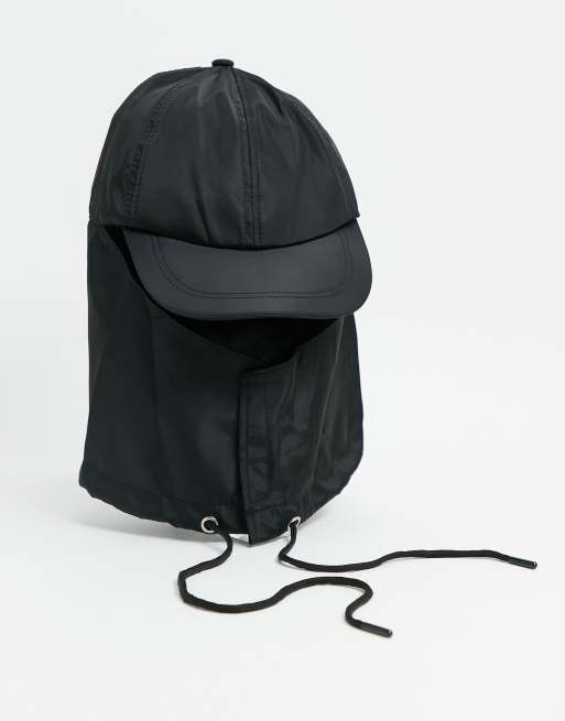 SVNX – Kappe in Schwarz mit Balaklava und Klettverschluss