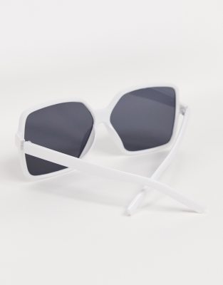 large white sunglasses