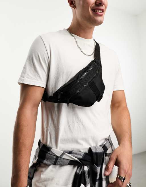 SVNX – Nylon-Umhängetasche in Schwarz 
