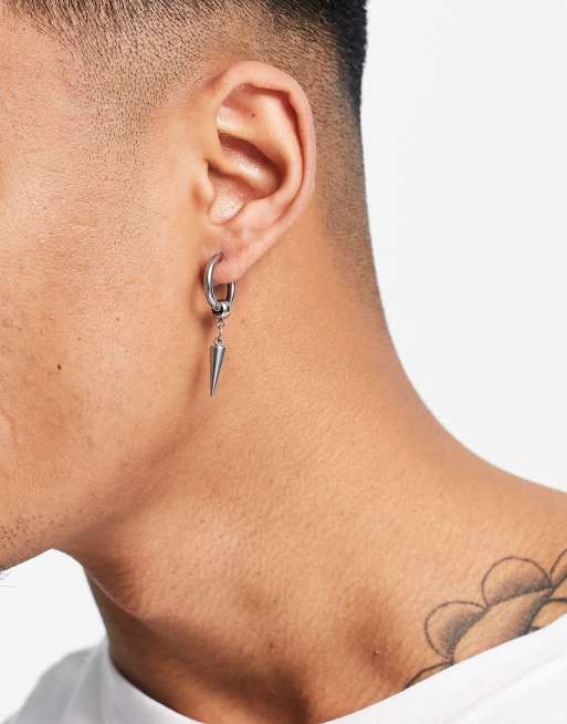 SVNX – Ohrringe in Silber-Optik mit Federanhänger