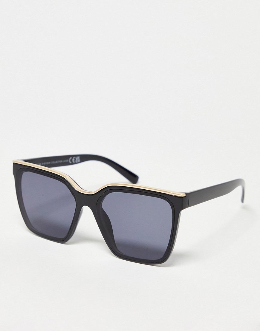 SVNX oversized cat eye sunglasses in black