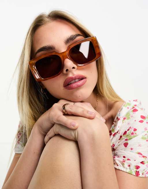 SVNX – Rechteckige Sonnenbrille in Orange mit breitem Rahmen