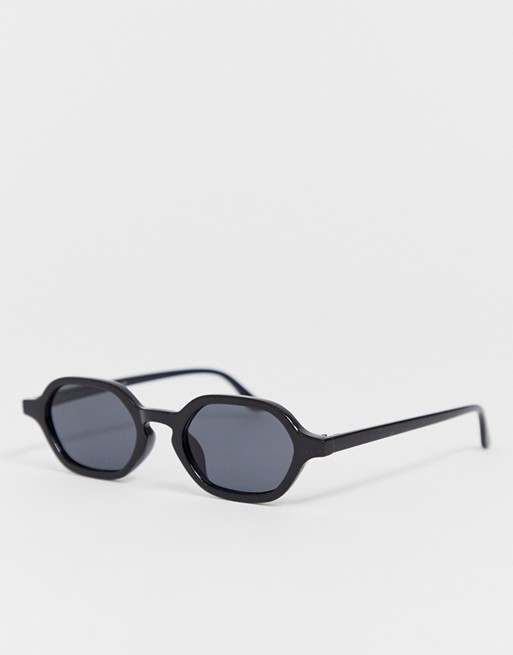 SVNX retro sunglasses in black