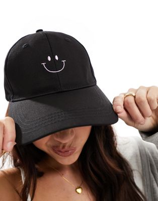 SVNX smiler cap in black wash