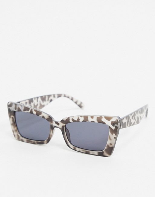 SVNX square cat eye sunglasses in miky tort