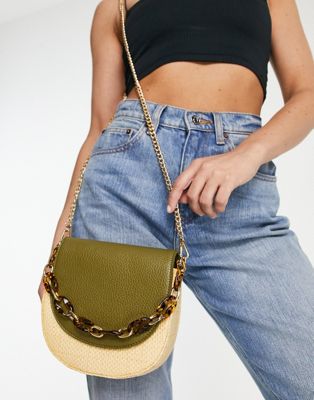 SVNX straw shoulder bag with chunky chain in green