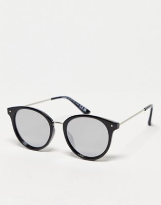 SVNX thick frame round sunglasses in black