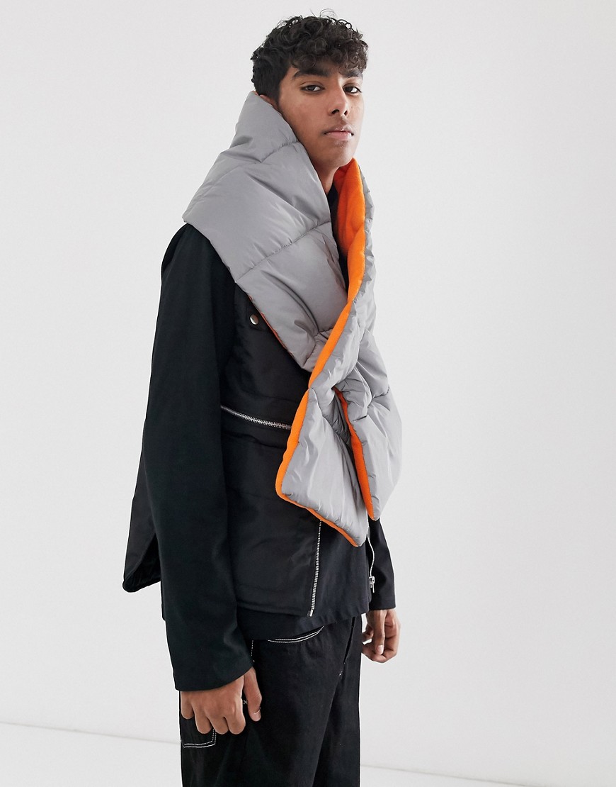 SVNX – Vadderad scarf med reflexdetaljer-Silver