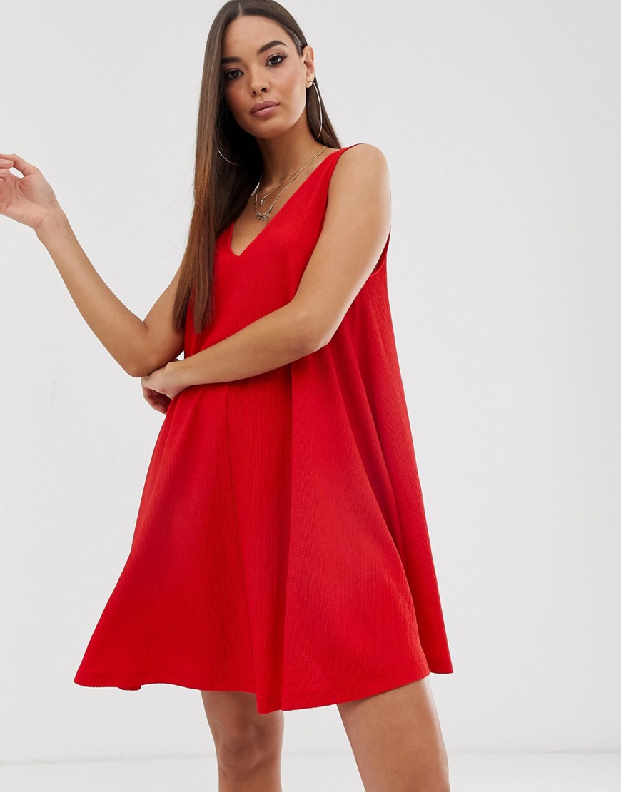 фото Свободное фактурное платье мини с v-образным вырезом asos design-красный