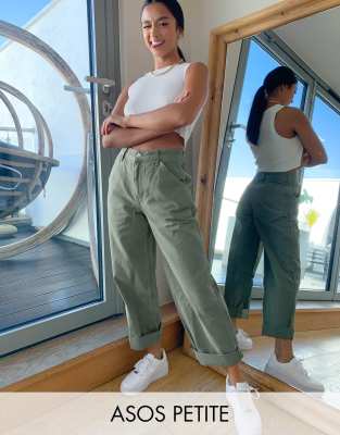 Брюки для миниатюрных Свободные чиносы цвета хаки ASOS DESIGN Petite-Зеленый